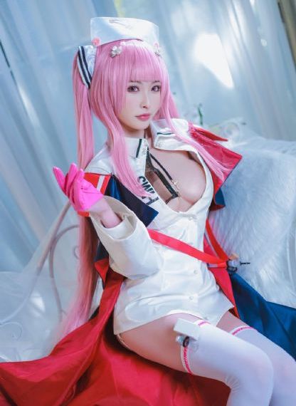 精品美女久久久久久免费